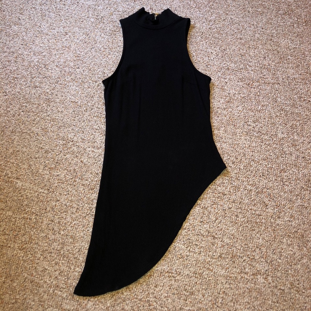 Bebe High-Low Top